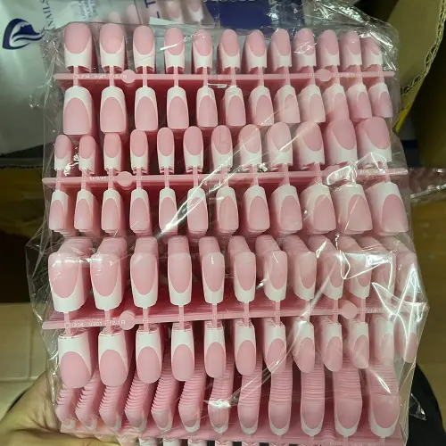 Square Press-On Nail Set — 120 Pieces
